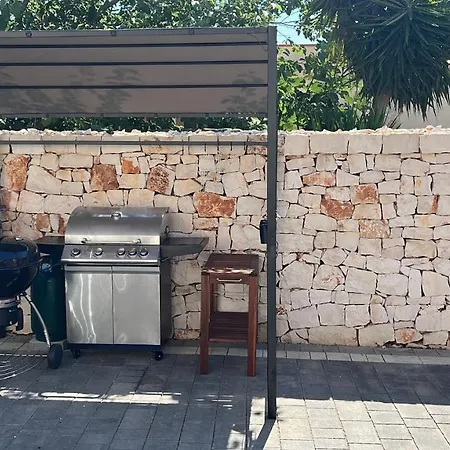 ゲストハウス Latina 3*